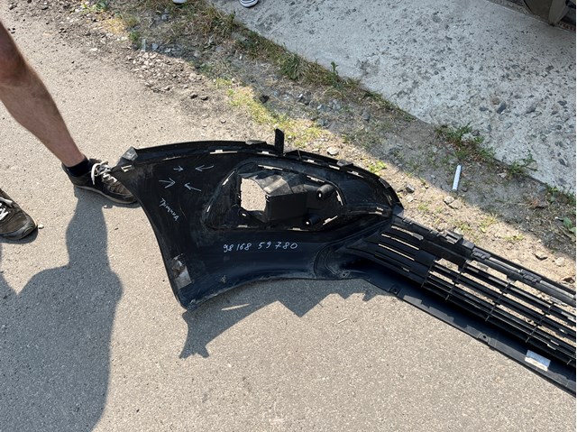 Кожух бампера переднего 9816859780 OPEL