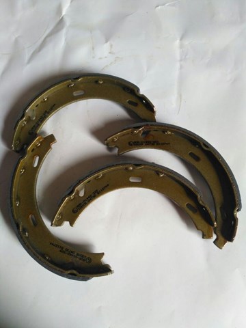 Колодки стояночного тормоза Мерседес-бенц СЛК