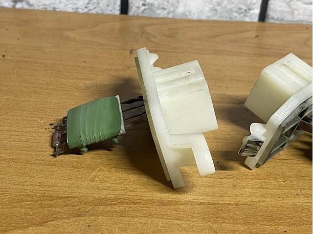 AV1Z18591A FORD купить в Украина