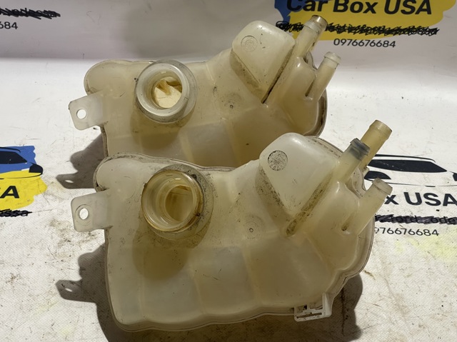 FORD DG938A080AD Бачок системы охлаждения расширительный в наличии Черновцы
