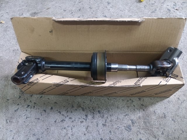 TOYOTA 4522033352 Вал рулевой колонки нижний в наличии Житомир