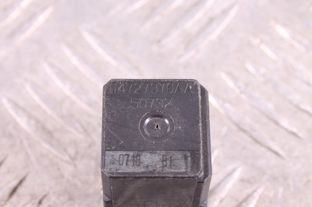 Реле фары 04727370AA CHRYSLER