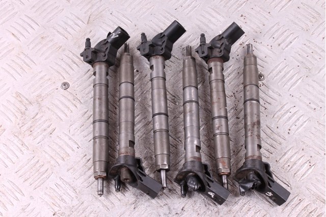 VAG 059130277S Топливные форсунки в наличии Павлоград