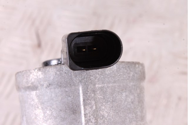 Байпасный клапан EGR, рециркуляции газов 07K131351C VAG