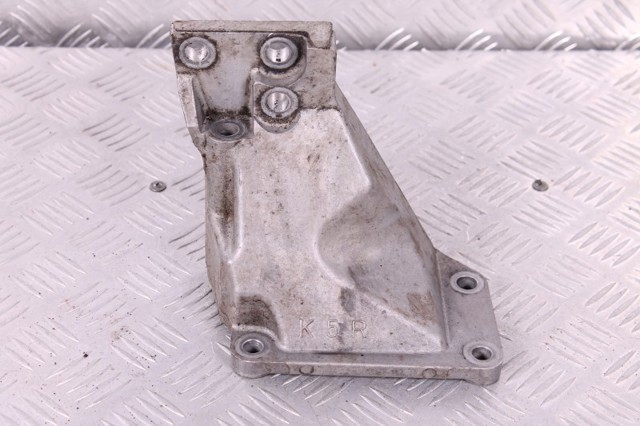 Кронштейн подушки (опоры) двигателя, правой 11232JK500 NISSAN