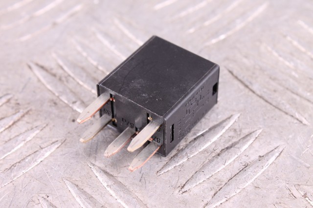 GM 13500126 Реле электрическое многофункциональное в наличии Запорожье