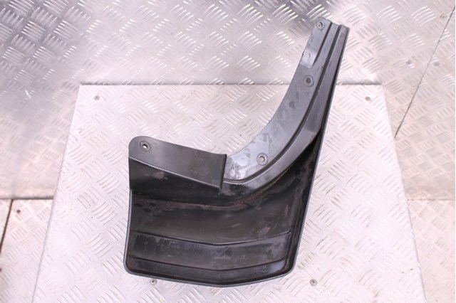 1668901100 MERCEDES Брызговики передние, комплект купить в Кривой Рог