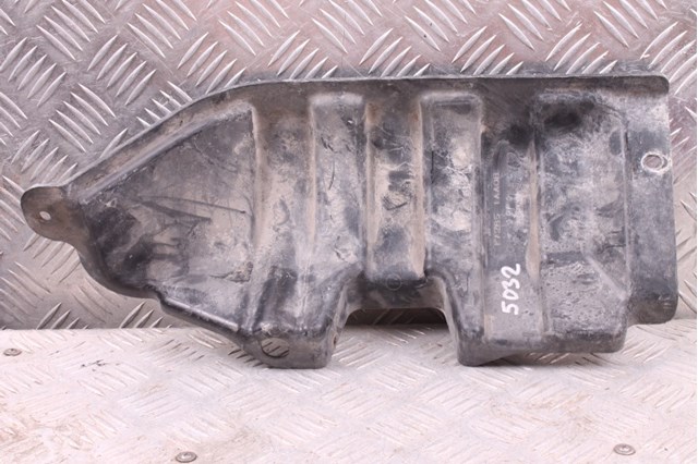 172851AA0B NISSAN Защита днища, топливного бака купить в Ровно