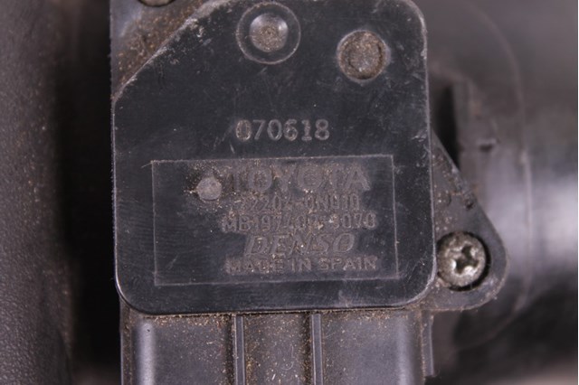 177050N070 TOYOTA Корпус воздушного фильтра, верхняя часть купить в Кривой Рог