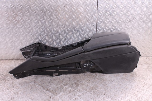 VAG 17B864348 в наличии Ирпень