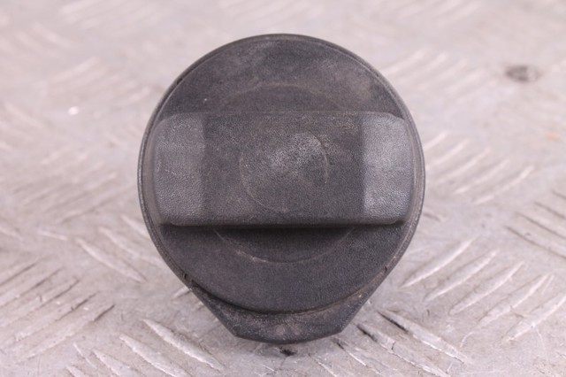 Пробка бензобака 1J0201553C VAG