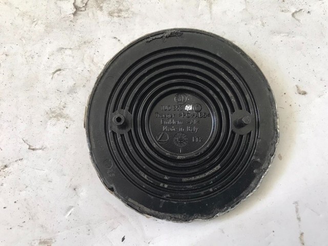 Эмблема решетки радиатора 1U0853621C VAG