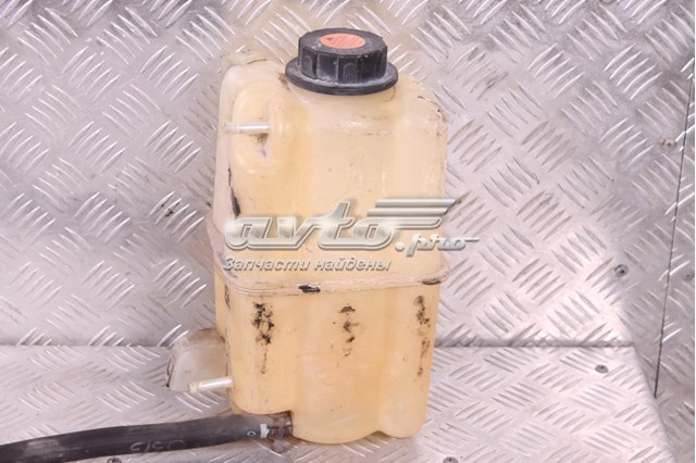 Водяной бачок системы охлаждения 21710ZZ90A NISSAN