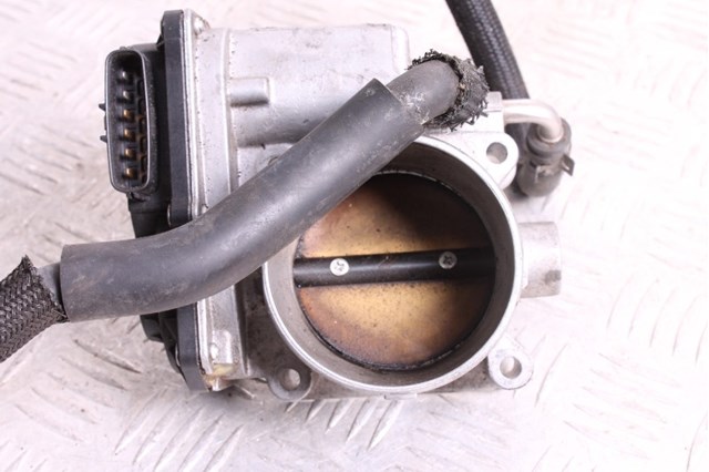 Блок дроссельной заслонки 2203031020 TOYOTA