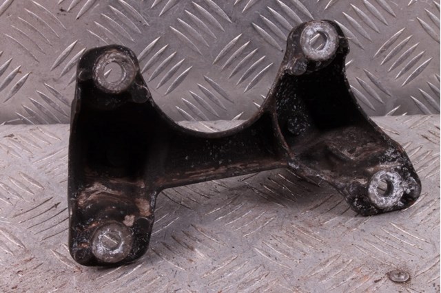 22316796613 BMW Кронштейн подушки КПП купить в Одесса
