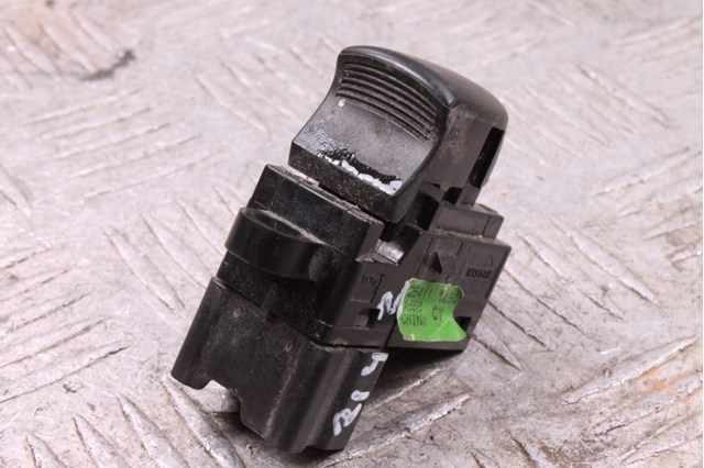 Кнопки заднего стекло подъемника 254111KL5C NISSAN
