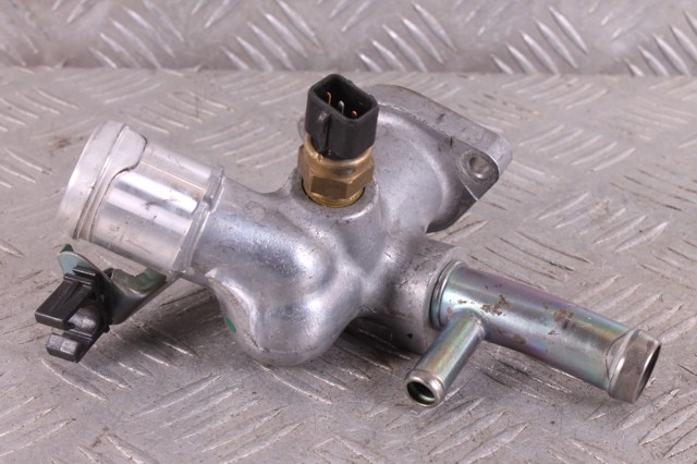 Корпус термостата 256202B003 HYUNDAI