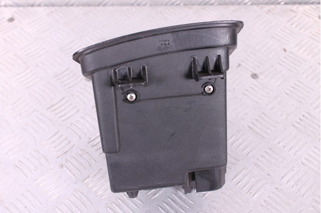 Туманка правая 261503W725 NISSAN