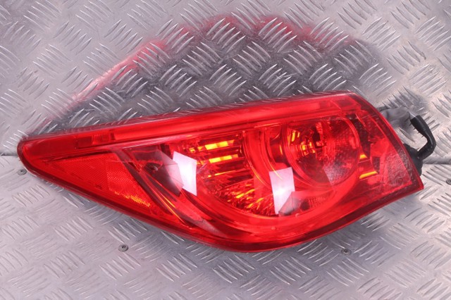 Задняя левая фара 265554GA0B NISSAN