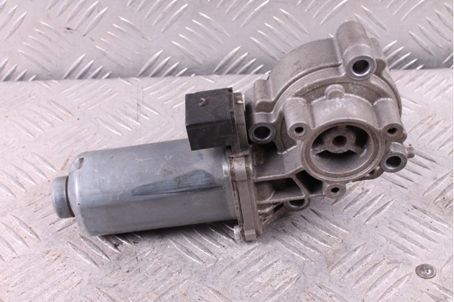 27107566250 BMW Мотор управления раздаткой купить в Ужгород
