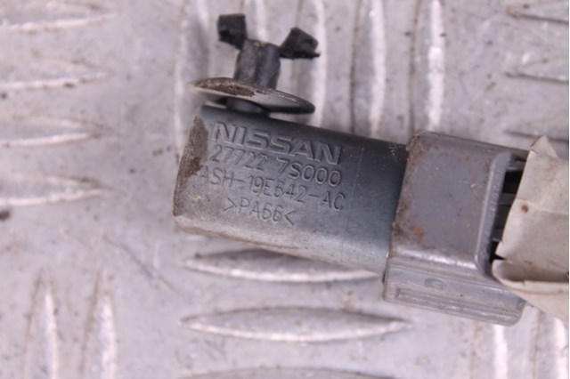 277227S000 NISSAN купить в Чернигов