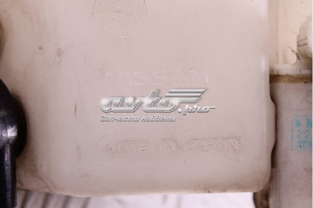 Бачок омывателя лобового стекла 28910CC00B NISSAN