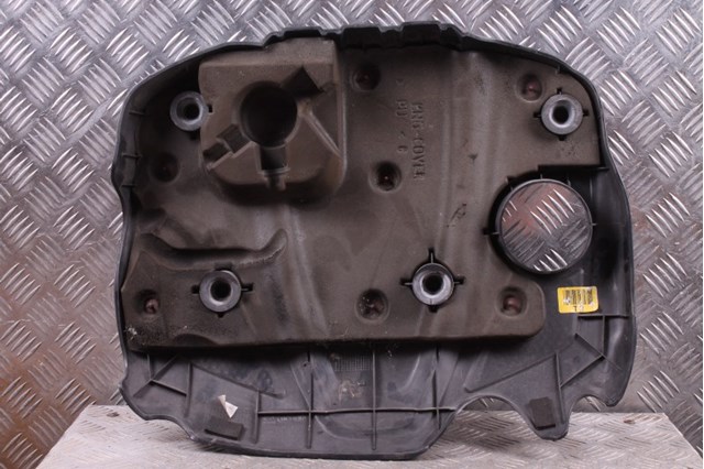HYUNDAI 292402G700 Крышка двигателя в наличии Николаев
