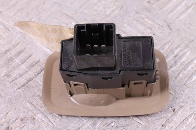 VOLVO 30658696 Кнопка подъемника заднего стекла в наличии Запорожье