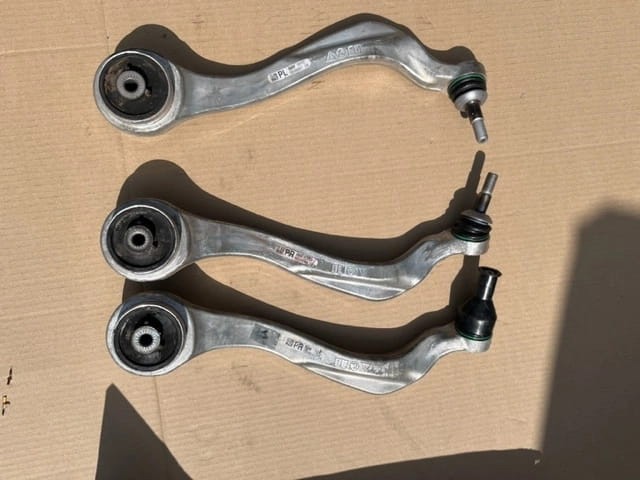 Передний нижний рычаг 31106894662 BMW