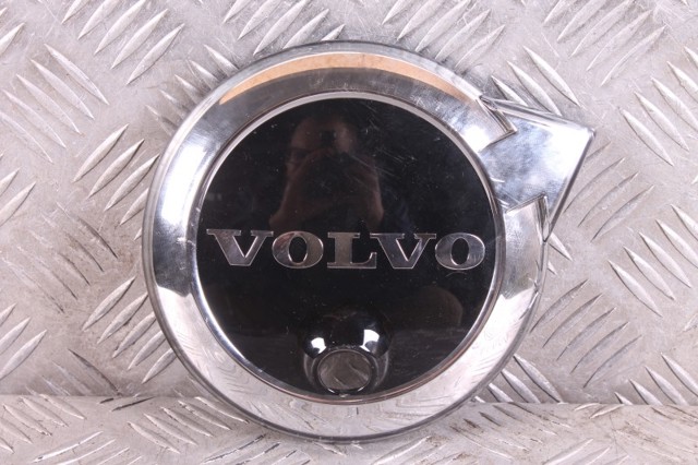 Эмблема на решетку радиатора 32337964 VOLVO