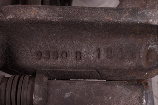 34216793042 BMW Суппорт тормозной задний правый купить в Павлоград