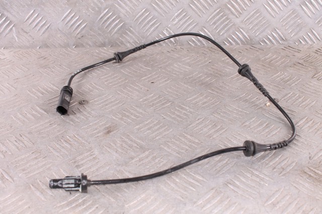 Датчик АБС (ABS) передний 34526895655 BMW