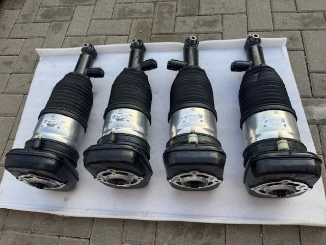 37106890330 Амортизатор задний правый купить Житомир