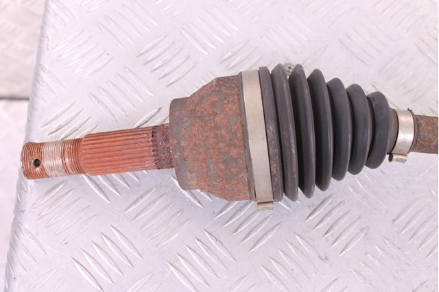 39101JK500 NISSAN Левая полуось купить в Кривой Рог