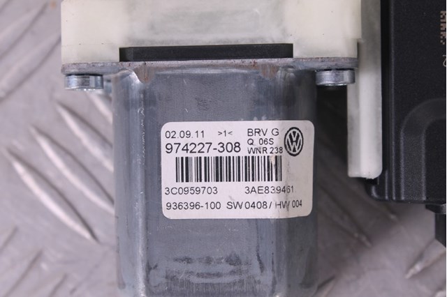 Привод электростеклоподъемника передний 3C0959703 VAG