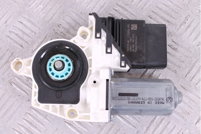 3C0959704B VAG Мотор стеклоподъемника двери передней правой купить в Ровно