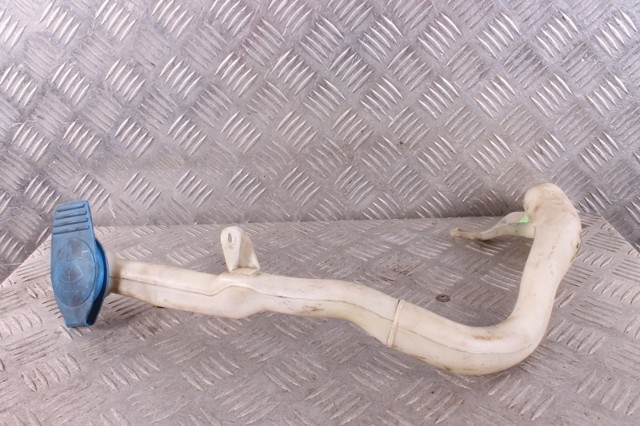 Горловина бачка омывателя 3D0955463D VAG