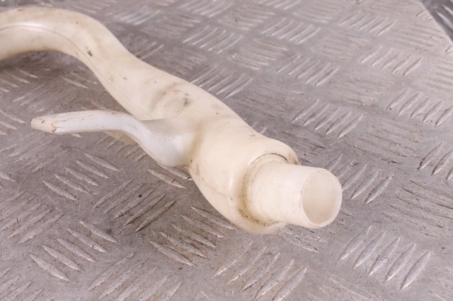 3D0955463D VAG Горловина бачка омывателя купить в Хмельницкий