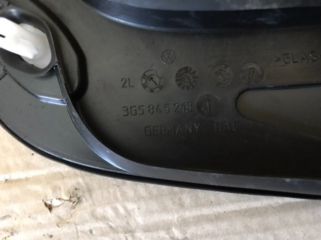 3G5845213 VAG Стекло-форточка двери задней левой купить в Ровно