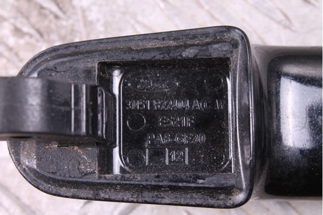3M51R22404 Ручка двери передней наружная левая купить Житомир