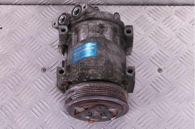 FORD 3M5H19D629SB Компрессор кондиционера в наличии Днепр