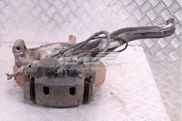 NISSAN 400141LA0A Цапфа передняя правая в наличии Запорожье