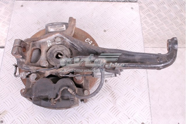 400141LA0A NISSAN Цапфа передняя правая купить в Павлоград