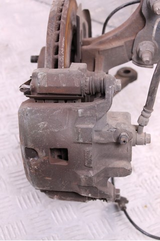 NISSAN 400148J000 Цапфа передняя правая в наличии Харьков