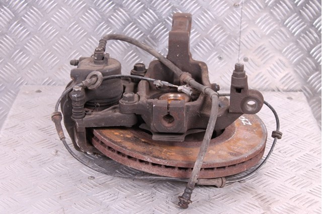 NISSAN 40014CN000 Цапфа передняя правая в наличии Чернигов