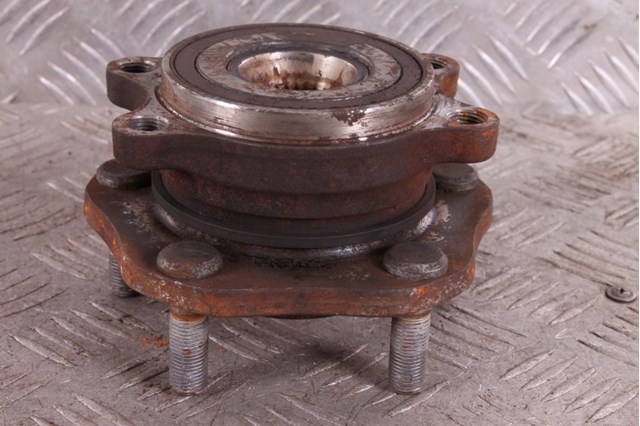 Ступицы передних колес 402029TG0A NISSAN