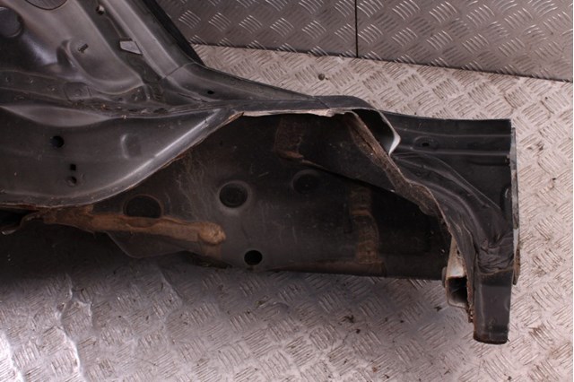 41007298171 BMW Крыло заднее левое купить в Чернигов