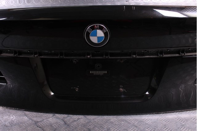 Крышка багажника 41627172332 BMW