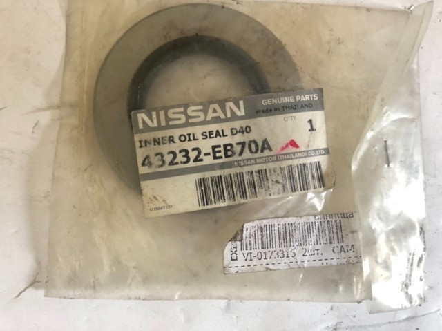 Сальник полуоси заднего моста 43232EB70A NISSAN