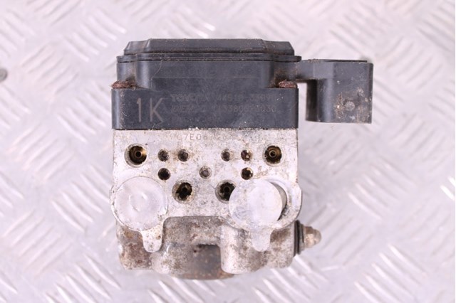 4451033090 TOYOTA Блок управления АБС (ABS) гидравлический купить в Чернигов